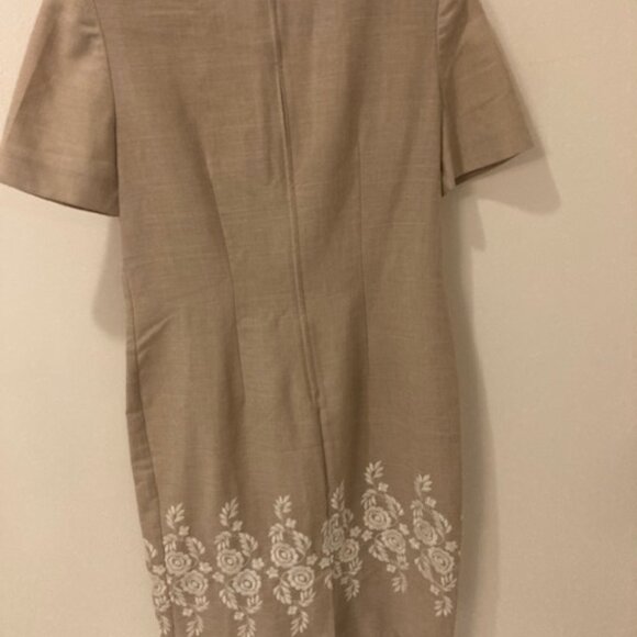 Leslie Fay Embroidered Dress - Picture 2 of 4